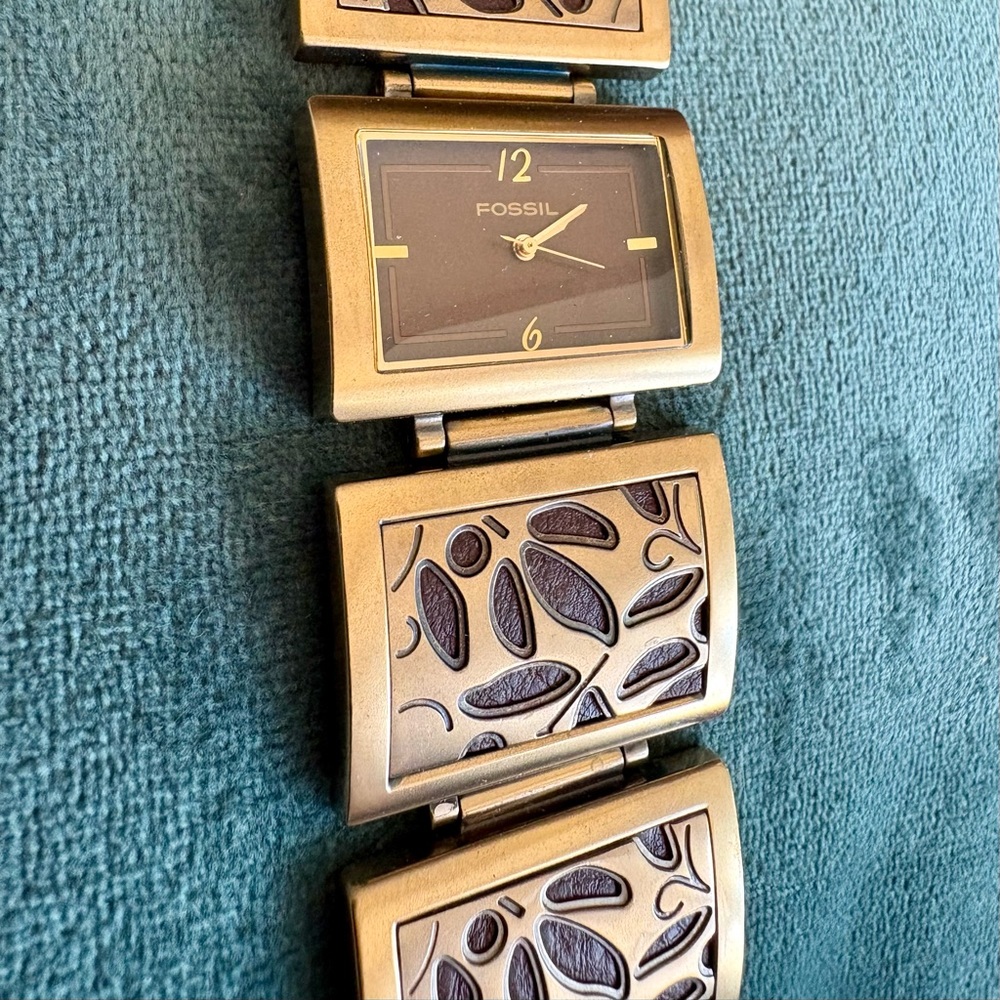3 FOR $40: Fossil Antique Gold and Leather Watch
